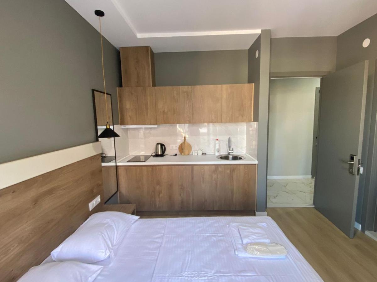Boulevard Apartments Batumi Exterior photo