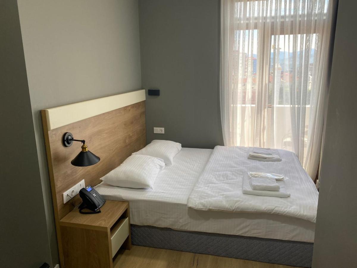 Boulevard Apartments Batumi Exterior photo